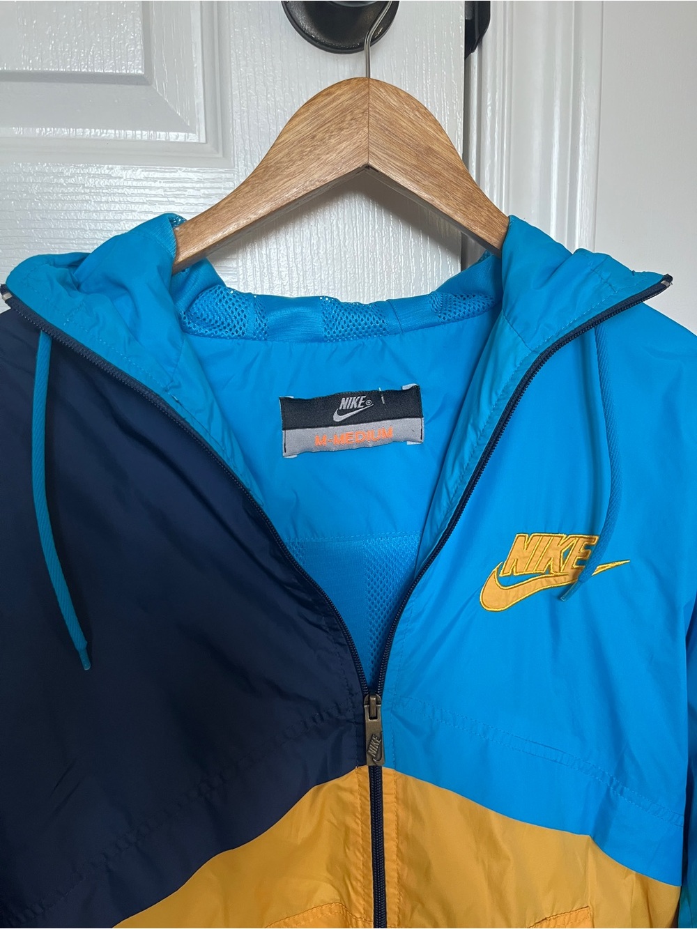 Nike Colourblock Windbreaker Jacket - Blue, Navy & Yellow Gold - Picture 2 of 4